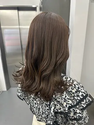 セミロング カラー 古田 昂也のヘアスタイル