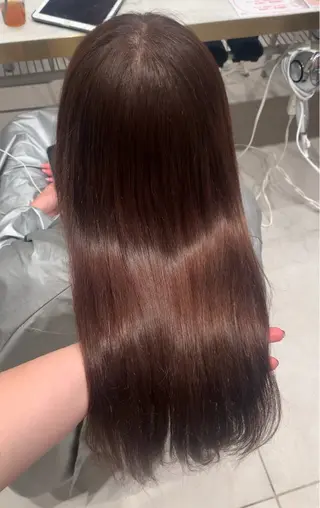 ロング カラー 内田 志乃のヘアスタイル