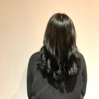 ロング パーマ 中村 玲美のヘアスタイル
