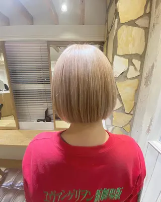 ショート カラー kawabe maikoのヘアスタイル