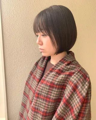 ショート カラー iLi 《イリ》のヘアスタイル