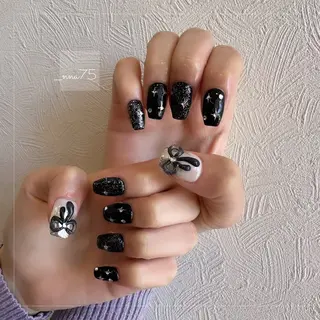 ネイル GRANDE OSU Anna 🧸💛のネイルデザイン