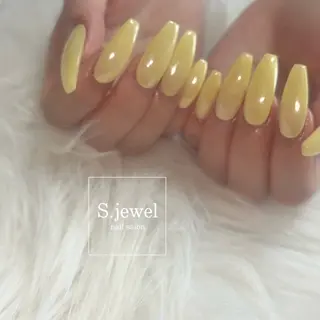 ネイル S. JEWELのネイルデザイン