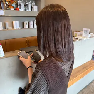 セミロング 🍒‎🤍暖色カラー 今塚裕夏✧*｡のヘアスタイル