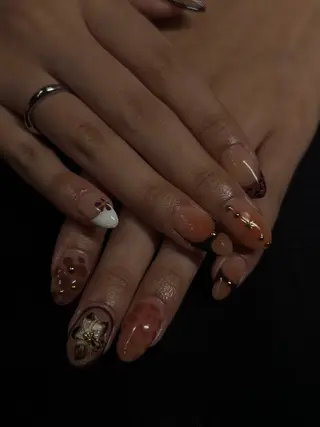 ネイル 梅澤 杏のネイルデザイン