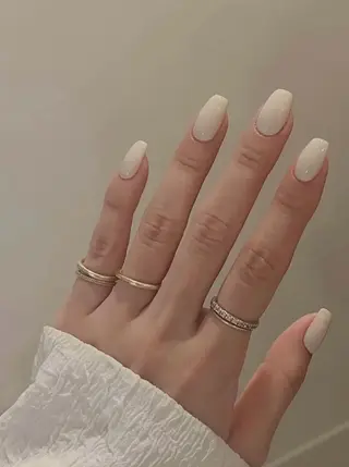 ネイル 高木 維麗絲のネイルデザイン