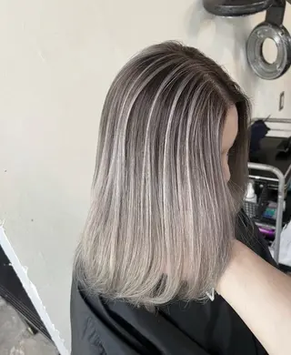 ミディアム カラー ROBIN所属・指名数No.1 /NAOYAのヘアスタイル