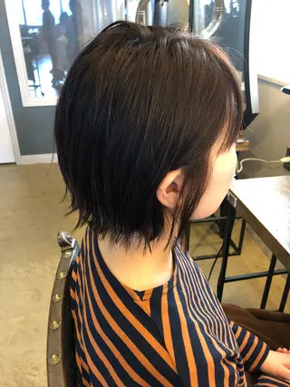 ミディアム カラー 相原 美咲のヘアスタイル