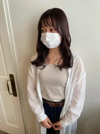 セミロング カラー MIOベージュカラー 柔らかいカラーのヘアスタイル