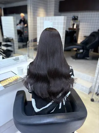 ロング 寒色＆ブリーチ特化 寒色MiOのヘアスタイル