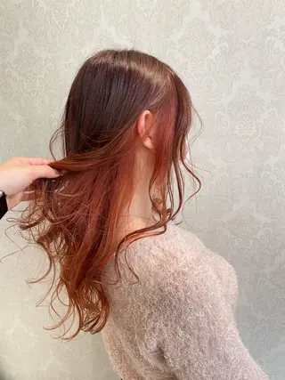 ロング カラー デザインカラー✨新倉 佑奈のヘアスタイル