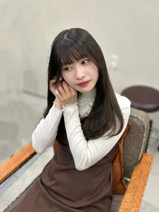 ロング MIDORI🎀 透明感/ベージュのヘアスタイル