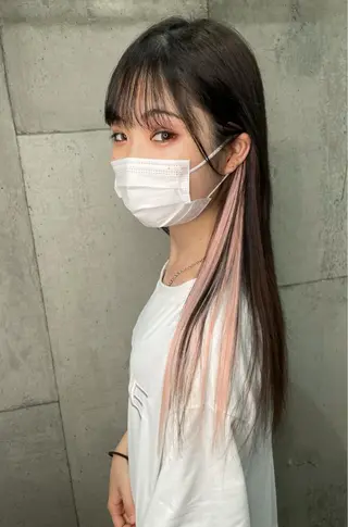 ロング 大内 志穂のヘアスタイル