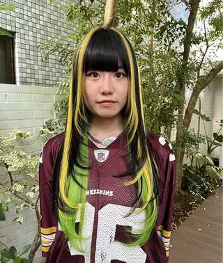 ロング 吉村 憂々のヘアスタイル