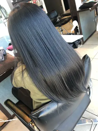 ロング 手塚 亮汰のヘアスタイル