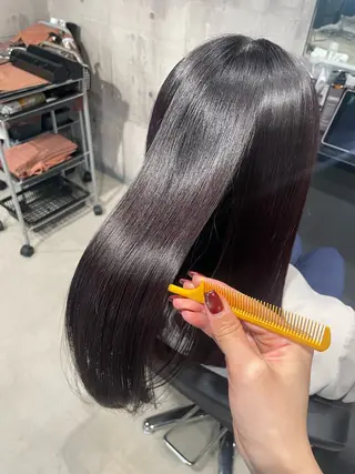 ロング _WHITE 佐伯 碧のヘアスタイル