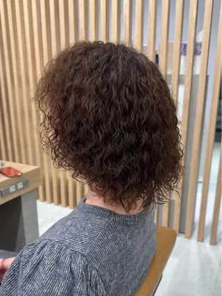ミディアム パーマ けー すけのヘアスタイル