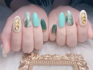 ネイル 🎀Yumi✨ ミキネイルサロン池袋のネイルデザイン