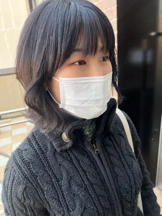 ミディアム カラー 久木原 ゆりのヘアスタイル
