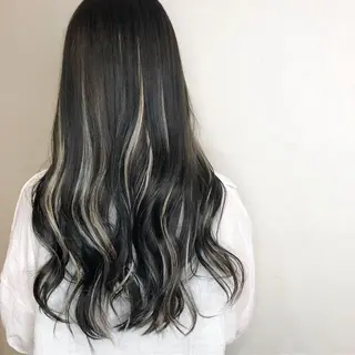 ロング HEARTS和田 ひかりのヘアスタイル