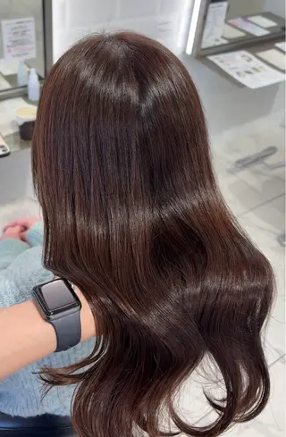 ロング カラー 透明感艶カラー/ 岡田澪香のヘアスタイル