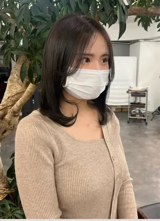 ミディアム レイヤーカット🤍 seriraのヘアスタイル