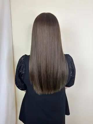 ロング カラー ハイライトカラー✨ グレージュ✨鎌倉光洋のヘアスタイル
