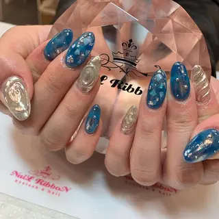 ネイル ネイルリボン 受付スタッフのネイルデザイン