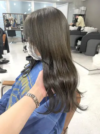 ミディアム カラー ヘアアレンジ 🌷FUKA🌷 まろやかハイトーンのヘアスタイル