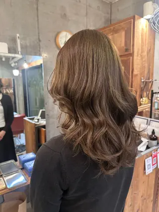 ロング カラー ✂︎岡根 京花✂︎のヘアスタイル