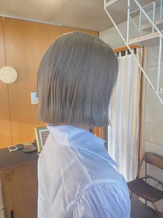 ショート カラー パーマ ヘアアレンジ メンズ キッズ ネイル マツエク・マツパ アイブロウ モリモト サナのヘアスタイル