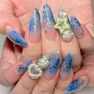 ネイル VOGUE ×SWANのネイルデザイン