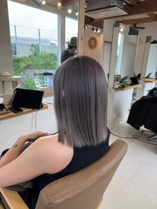 ミディアム 鈴木 妃帆未のヘアスタイル