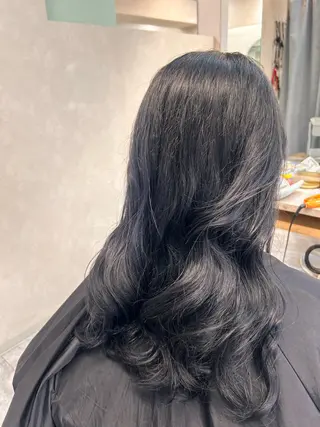 ロング カラー ひかり HAZELのヘアスタイル