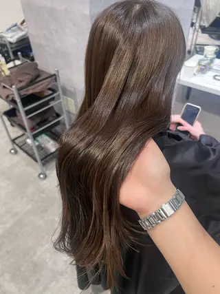 ロング カラー ユナ .難波駅徒歩5分のヘアスタイル