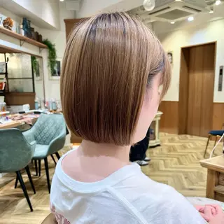 ショート カラー パーマ ヘアアレンジ ボブ｜韓国｜美髪矯正 ｜amika🌙のヘアスタイル