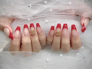 ネイル I-nailロング /ワンホン/キラキラのネイルデザイン