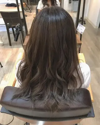 ロング カラー 伊藤 光成のヘアスタイル