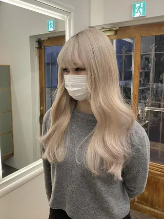 ロング 吉村 憂々のヘアスタイル