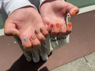 ネイル はばすみれ🎀ﾈｲﾙ 光ﾌｪｲｼｬﾙ ﾍｱのネイルデザイン