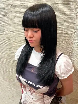 セミロング 透明感カラー/ レイヤー/箕浦 稜真のヘアスタイル