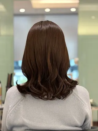 セミロング カラー パーマ 韓国っぽ透け感カラー マンツーマン🫧なおのヘアスタイル