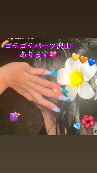 ネイル LongNails-Emma-所属・🌺 SAYAKA🌺のネイルデザイン