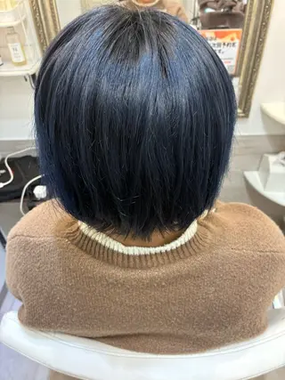 ショート カラー ✨透明感カラー✨ ☘️くすみカラー☘️のヘアスタイル