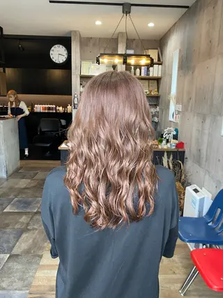 ロング カラー わたぬき りるのヘアスタイル