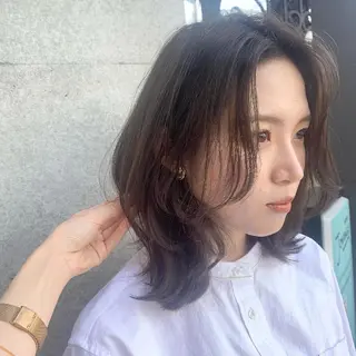 ミディアム 伊良波 香里のヘアスタイル