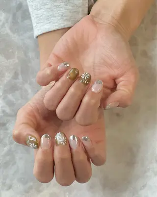 ネイル 石﨑 利祥のネイルデザイン