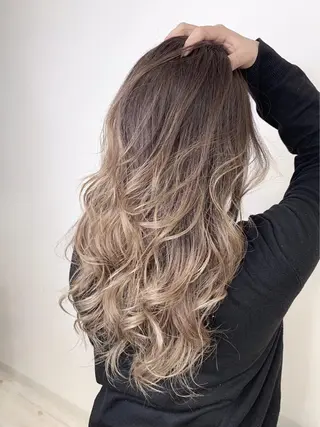 ロング カラー Lien 深井店のヘアスタイル