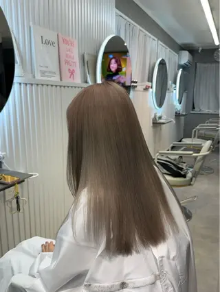 ロング 楠奥 結衣のヘアスタイル