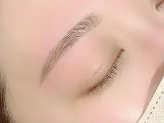 アイブロウ DL•BEAUTY 渋谷店の眉毛・アイブロウイメージ